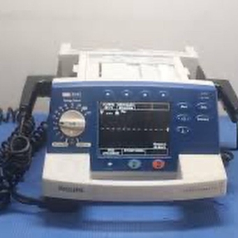 Defibrillator/Cardioverter